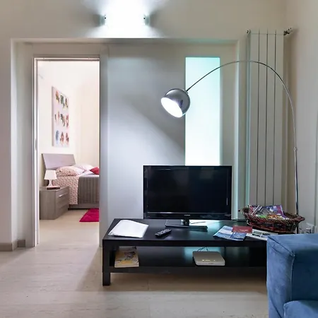 Foscolo Appartement *