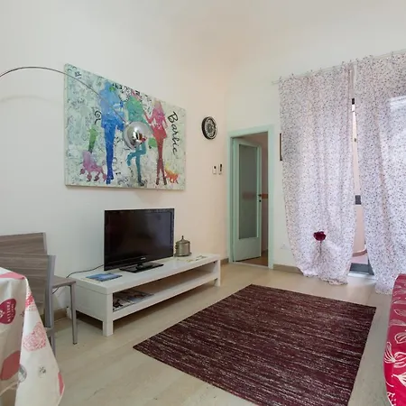 Foscolo Appartement *