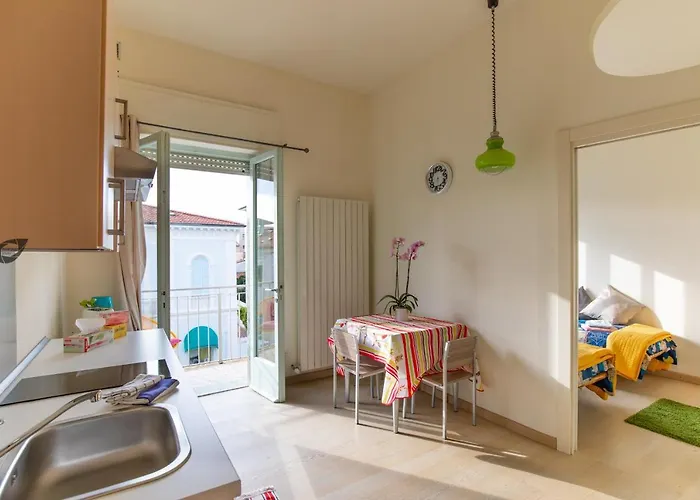 アパート Foscolo